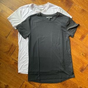 Athleta Cloudlight Hybrid Tee Bundle - Size Small Tall